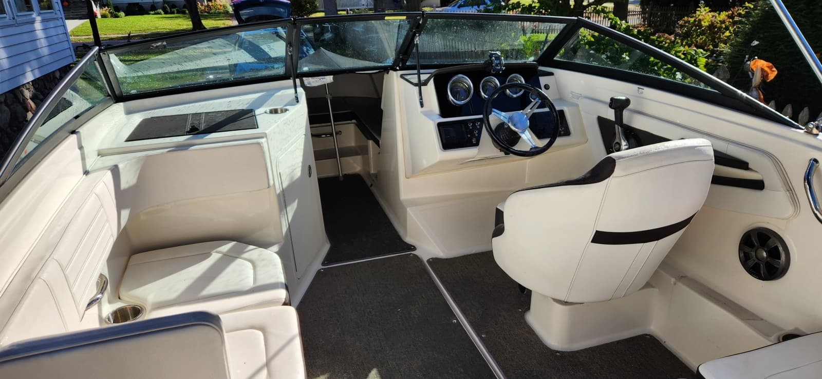 2019 Sea Ray 190 SPX