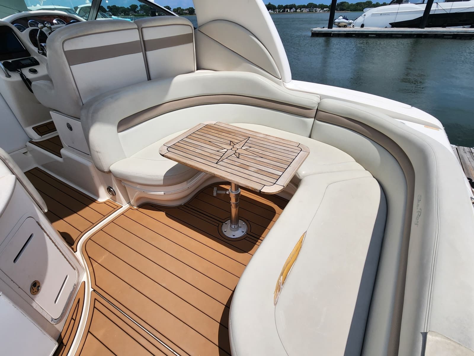2002 Sea Ray Sundancer - Photo 6