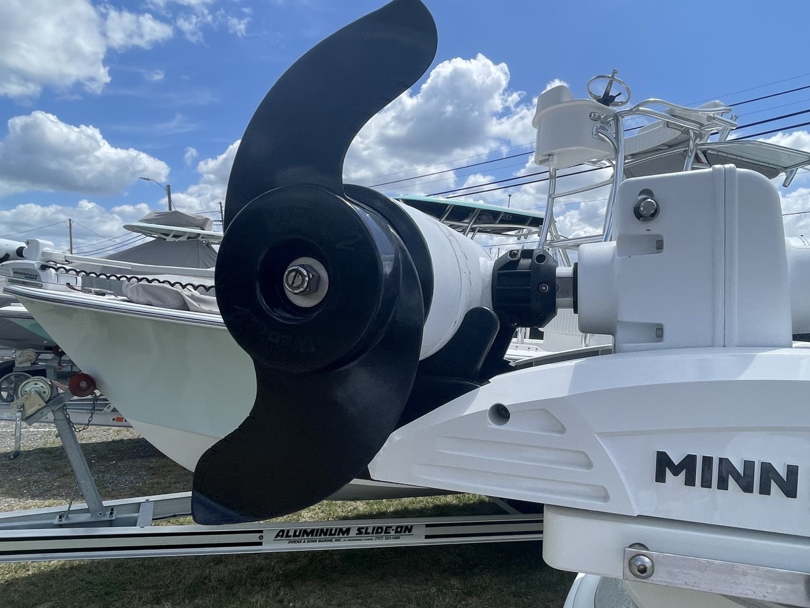 2022 Ranger 2510 Bay