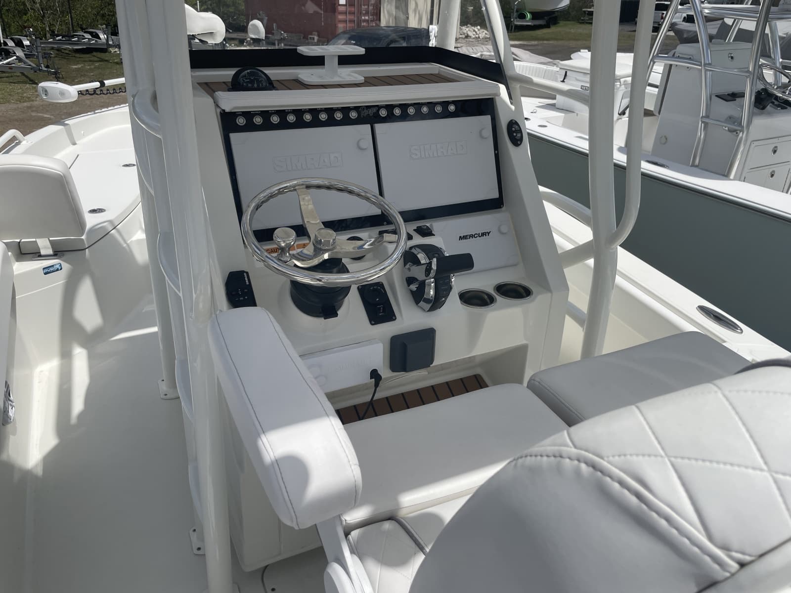 2022 Ranger 2510 Bay