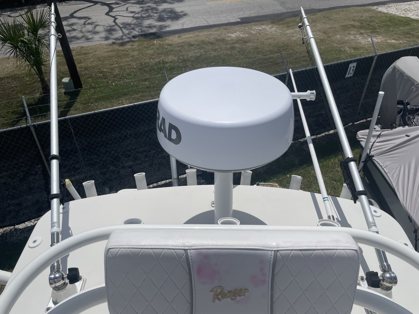 2022 Ranger 2510 Bay