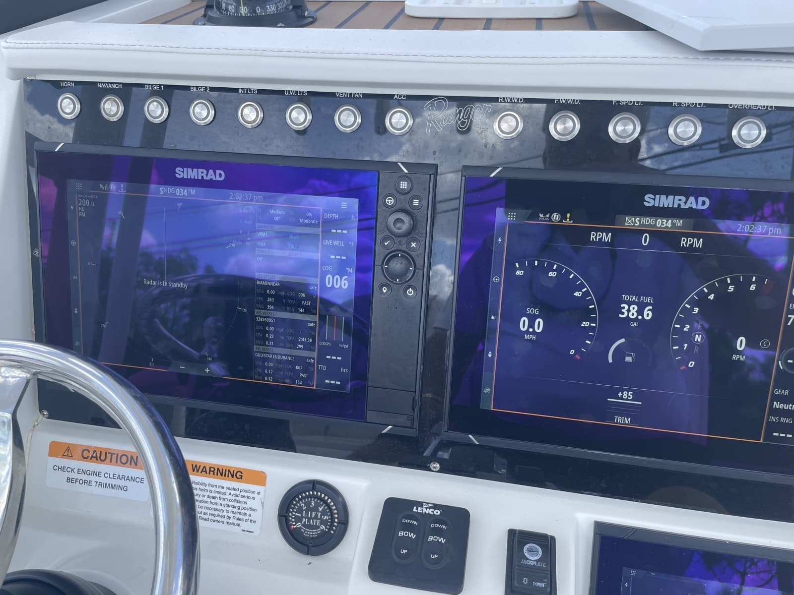 2022 Ranger 2510 Bay