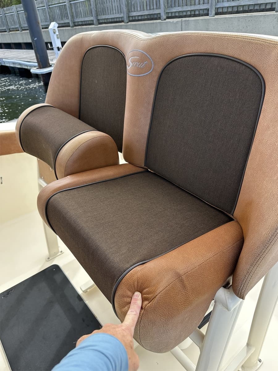 Helm Seats with Bolster