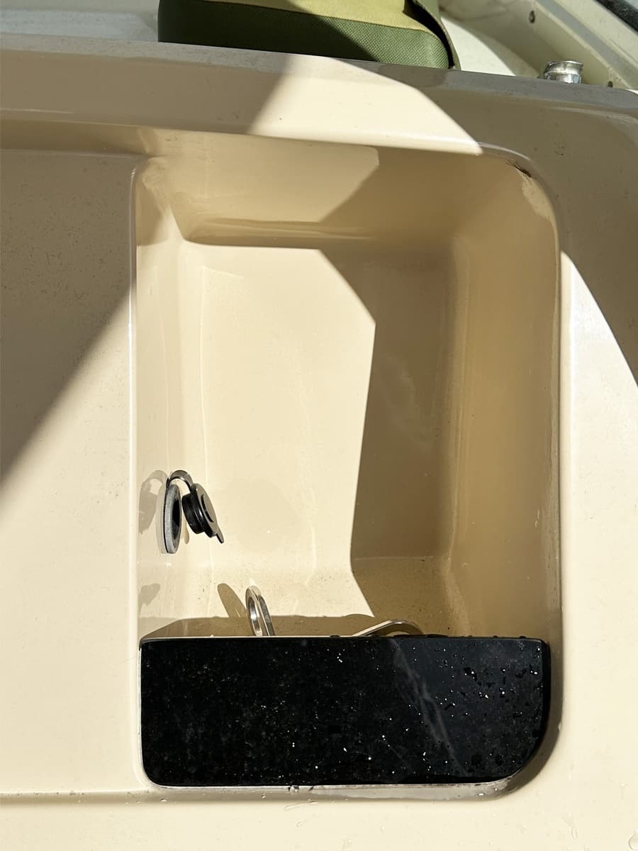 Helm Cubby with Charger