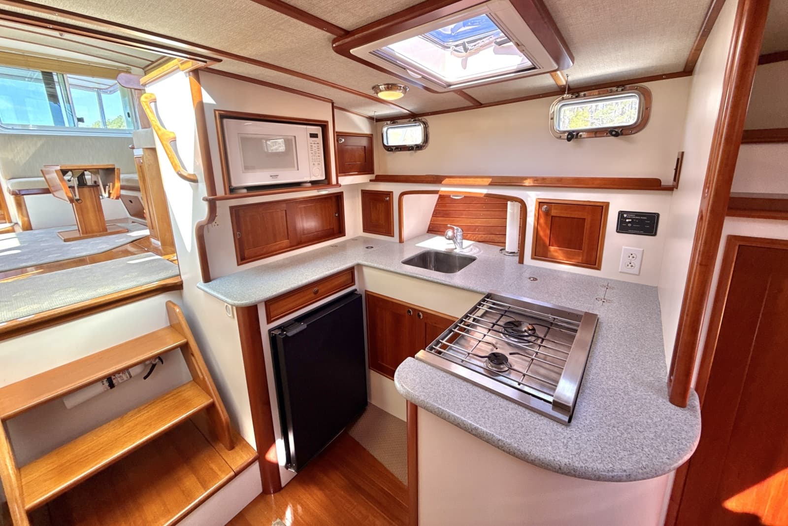 2007 Duffy Atlantic 37