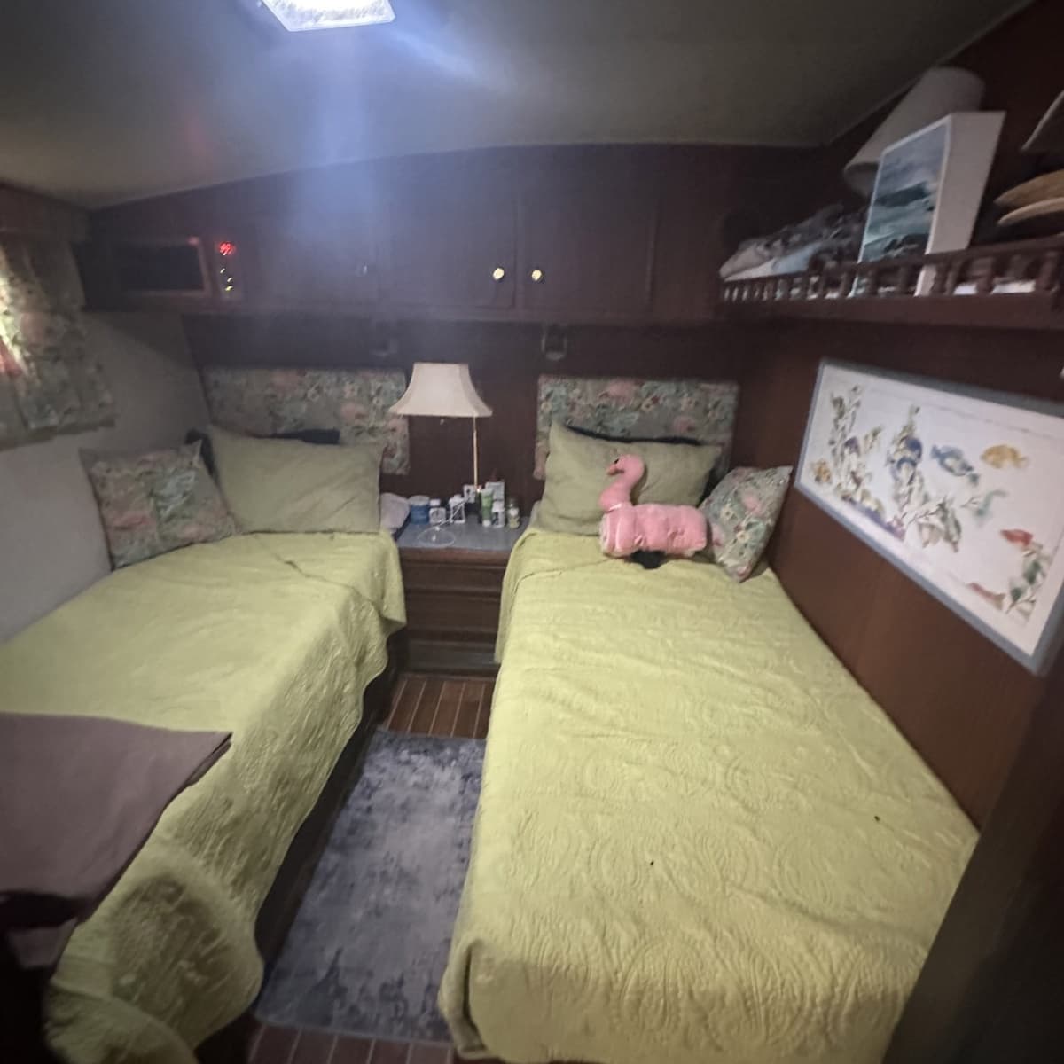 1981 Hatteras 43 Convertible