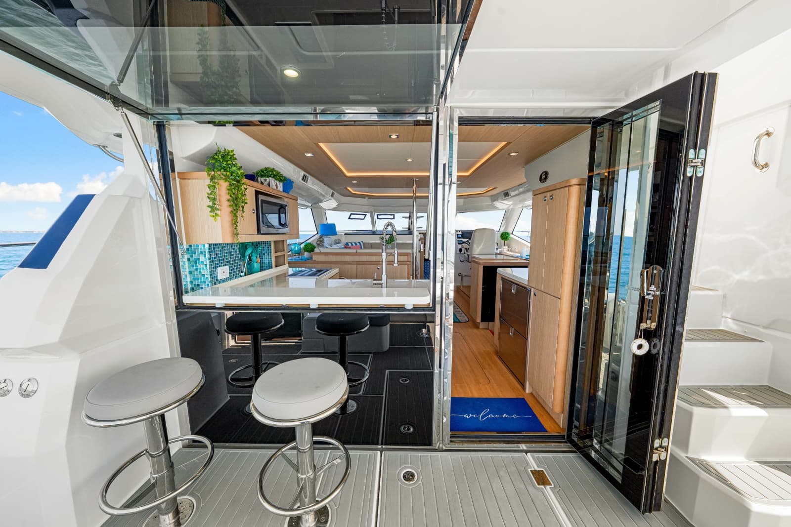 2021 Aquila 44 Yacht - Photo 9