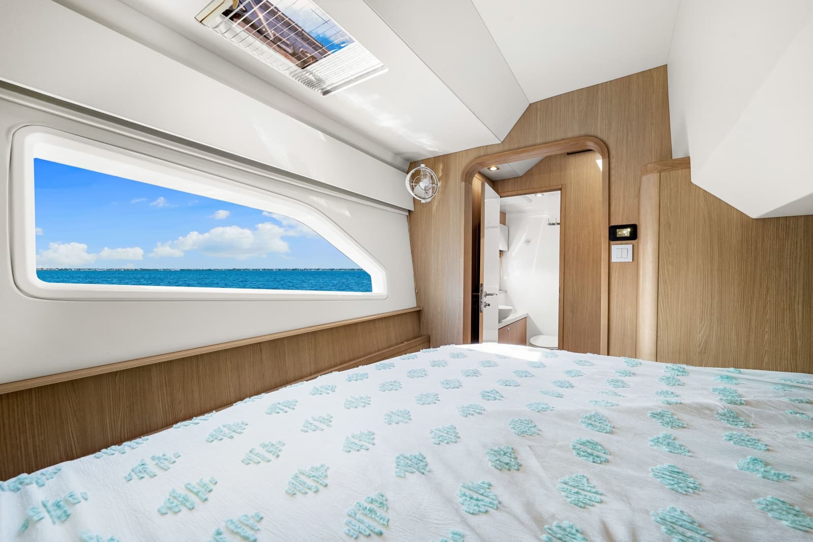 2021 Aquila 44 Yacht - Photo 29