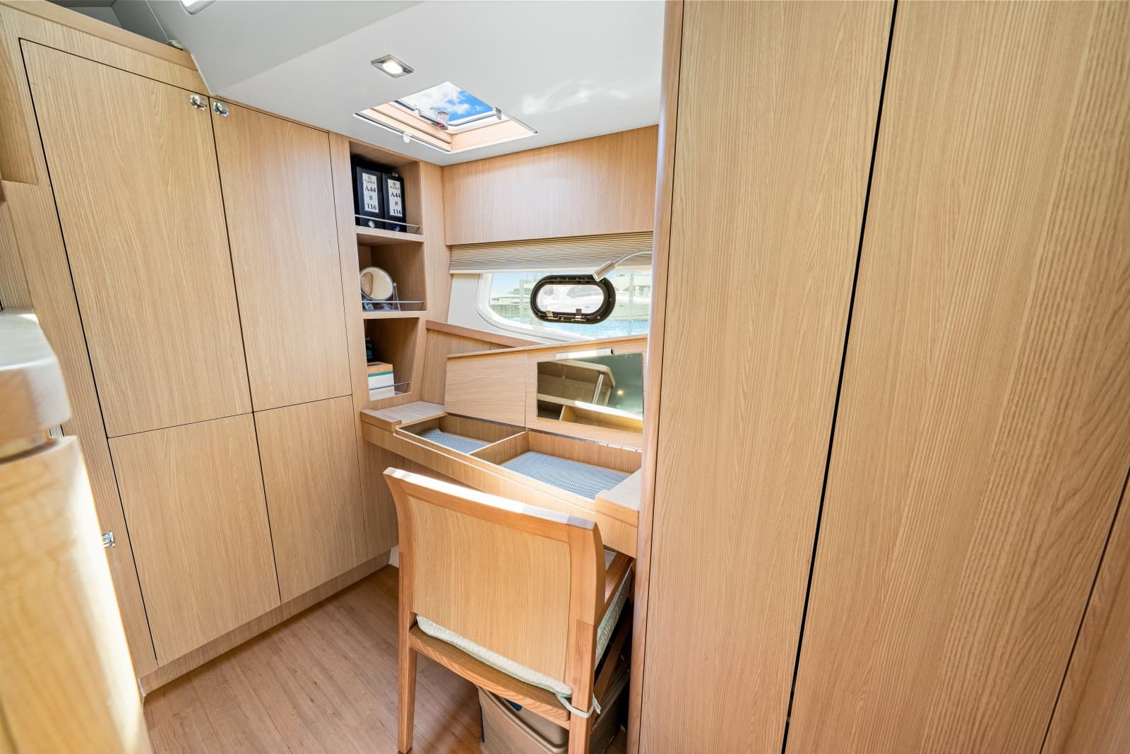 2021 Aquila 44 Yacht - Photo 21