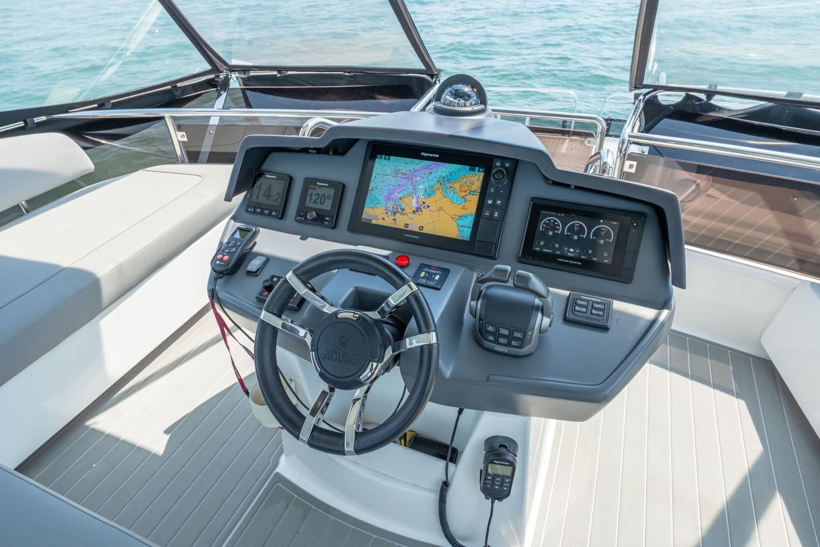 2021 Aquila 44 Yacht - Photo 2