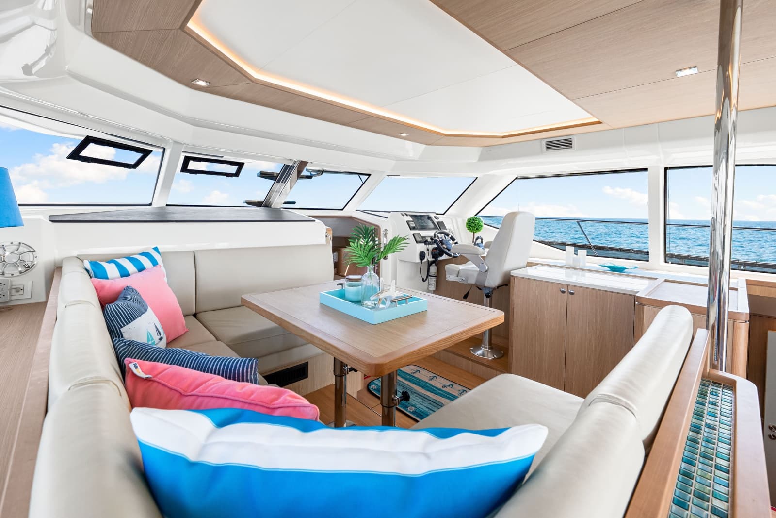 2021 Aquila 44 Yacht - Photo 6