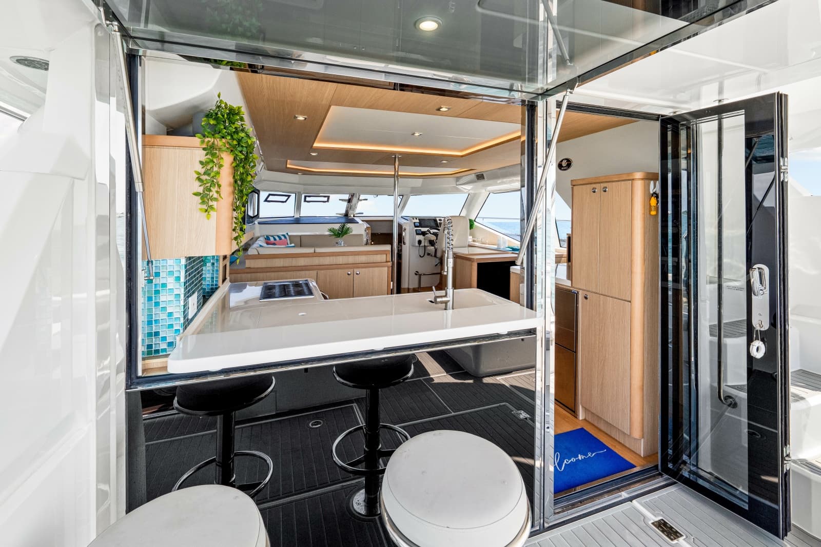 2021 Aquila 44 Yacht - Photo 10