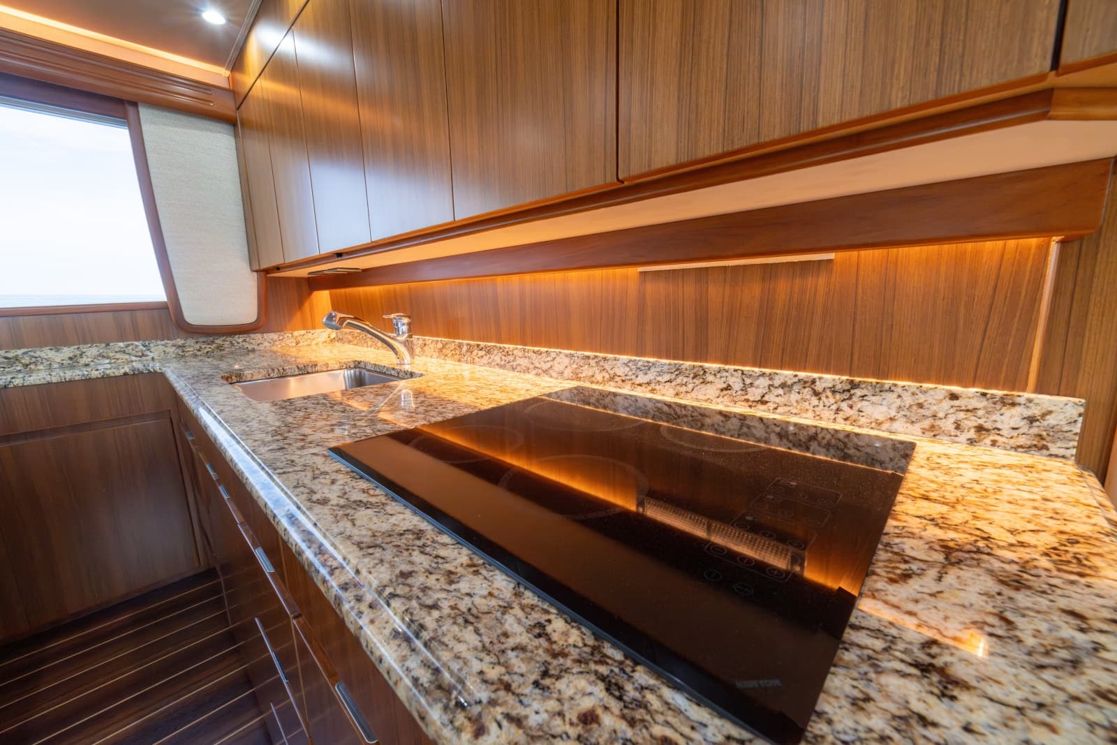 60 Viking Convertible 2012 "Contango"