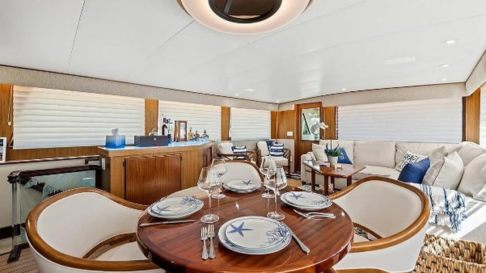 1989 Hatteras Motor Yacht