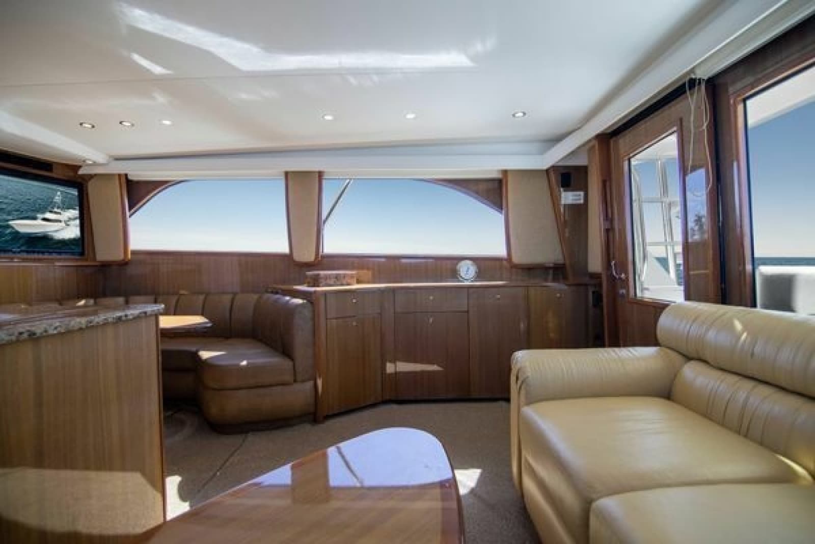 2007 Viking 52 Convertible