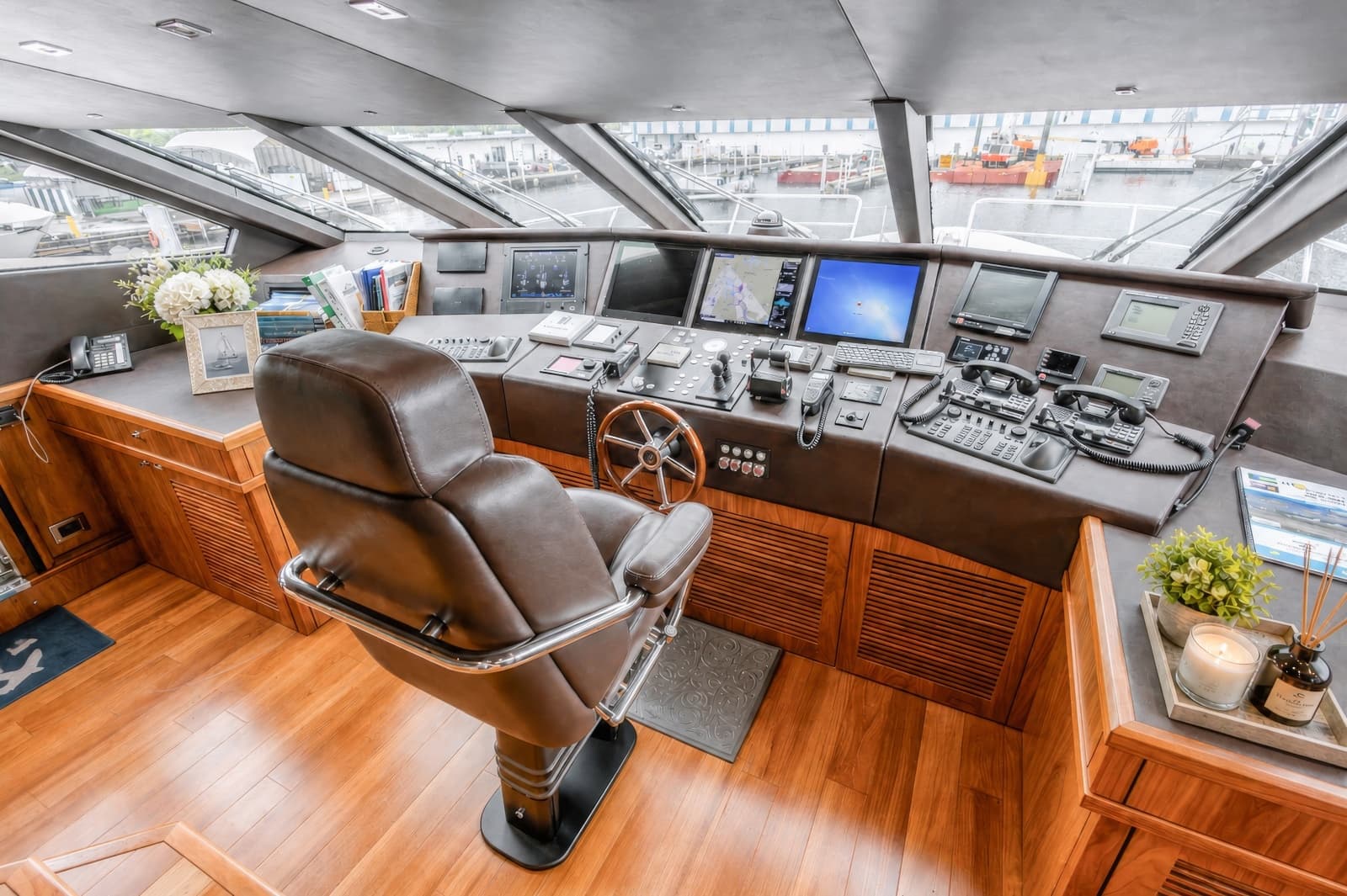 2014 Sunseeker 131 - Photo 22