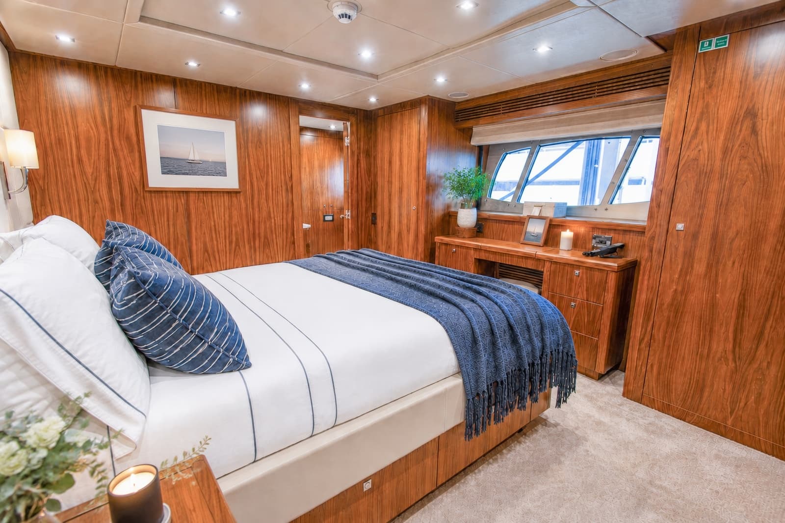 2014 Sunseeker 131 - Photo 39