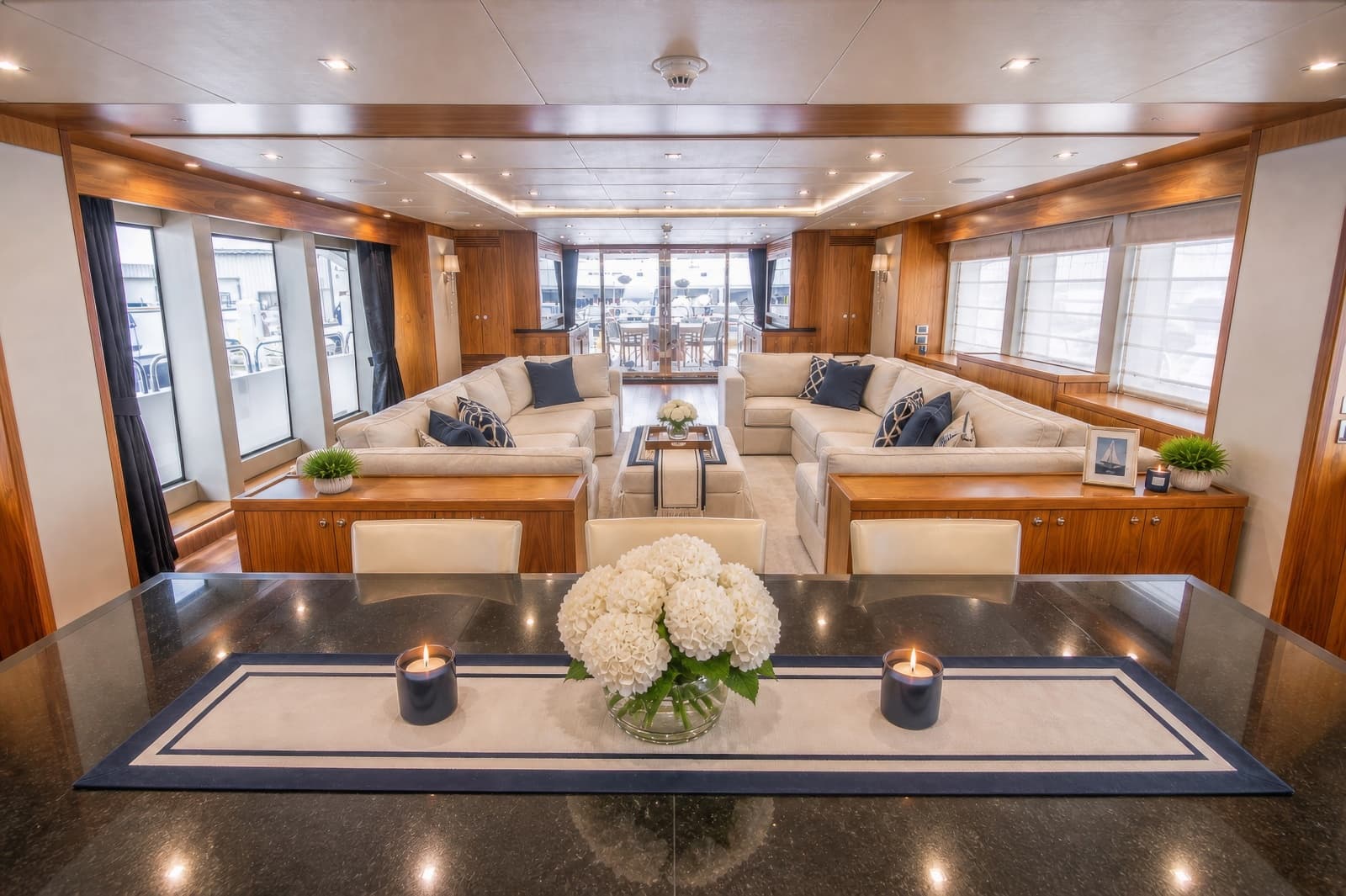 2014 Sunseeker 131 - Photo 10
