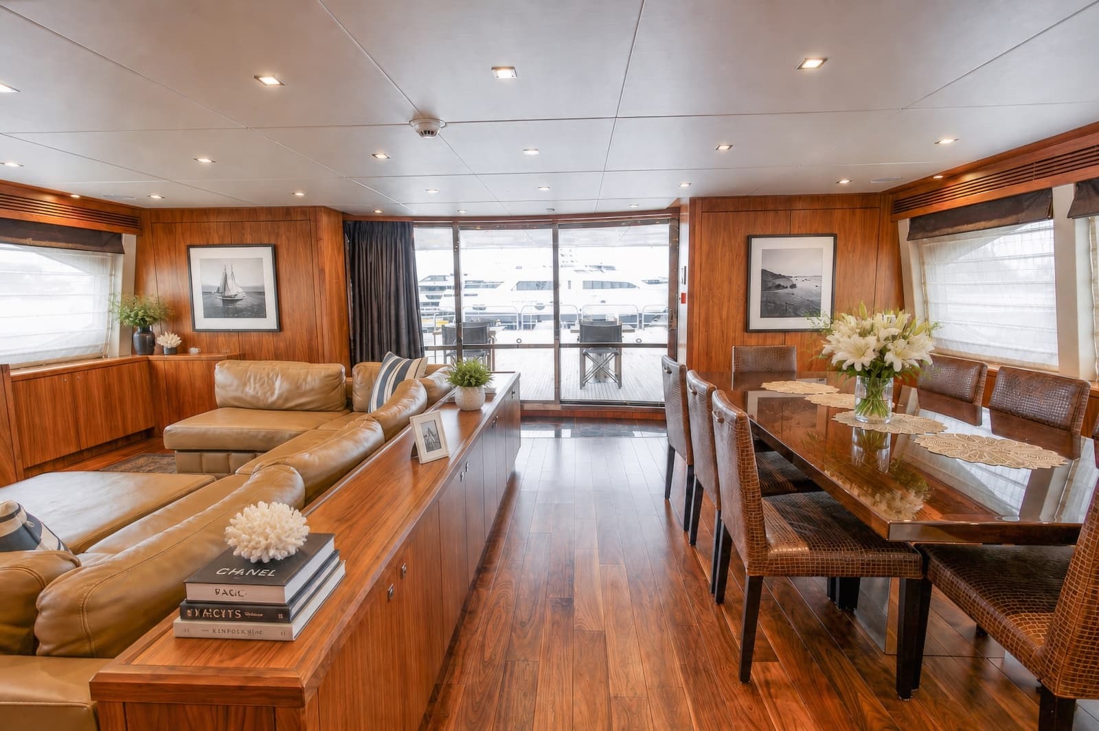 2014 Sunseeker 131 - Photo 25