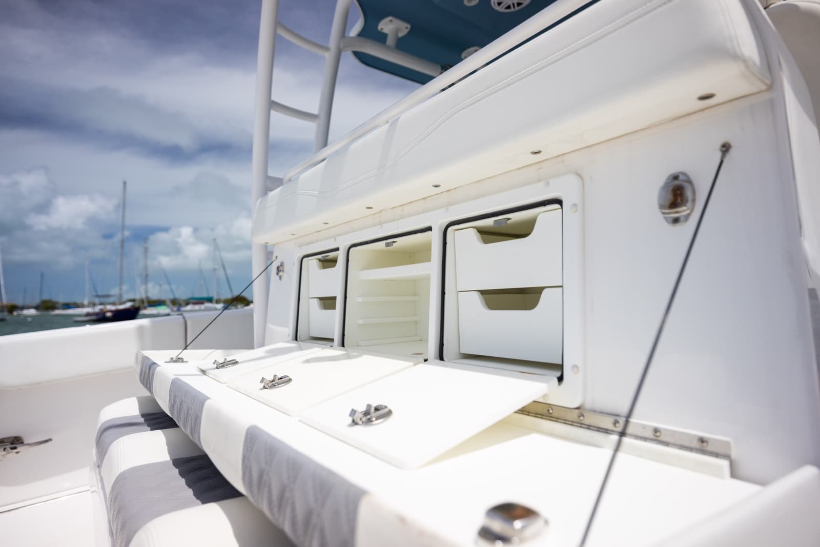 2023 Invincible 37 Catamaran