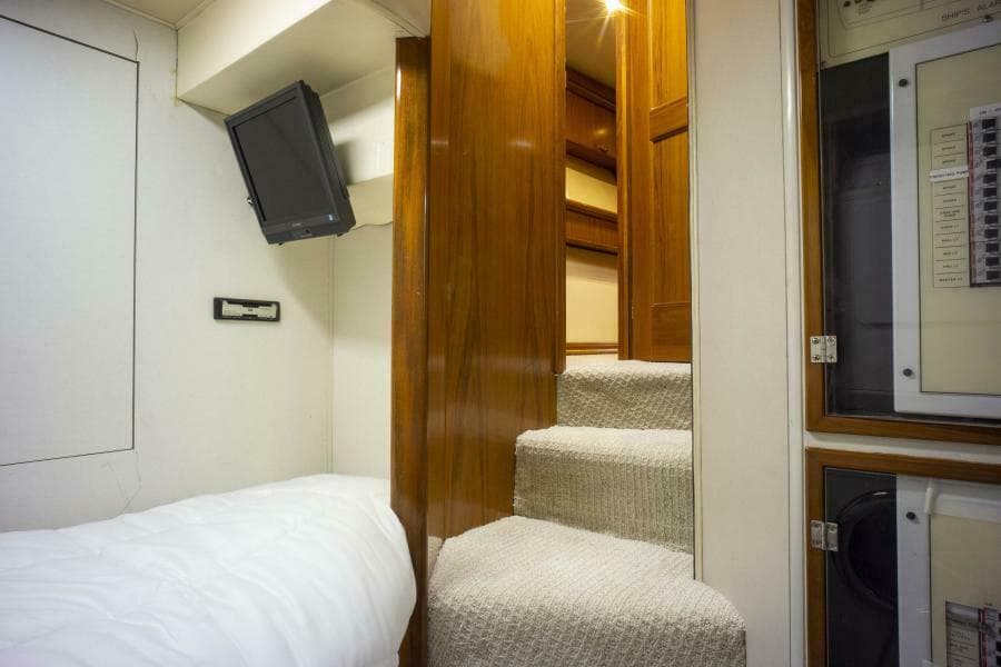 2005 Sea Force IX Enclosed Flybridge - Photo 72