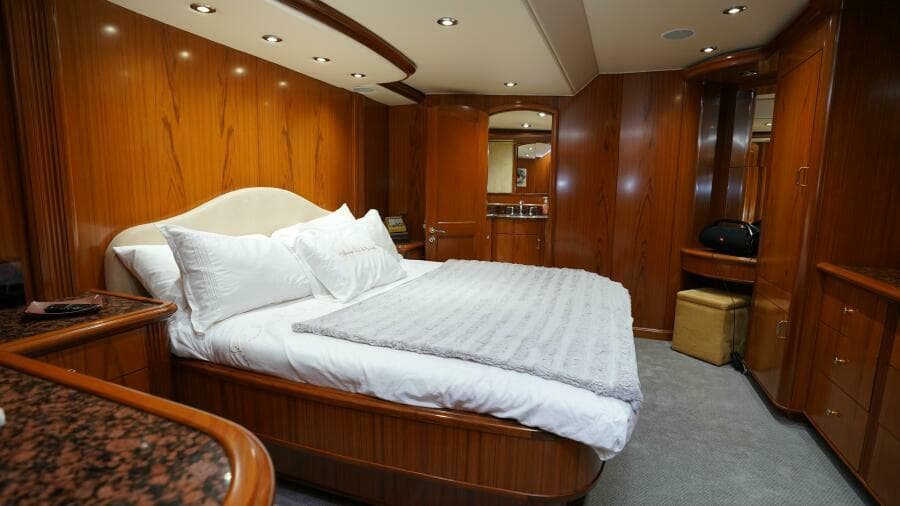 2005 Sea Force IX Enclosed Flybridge - Photo 112
