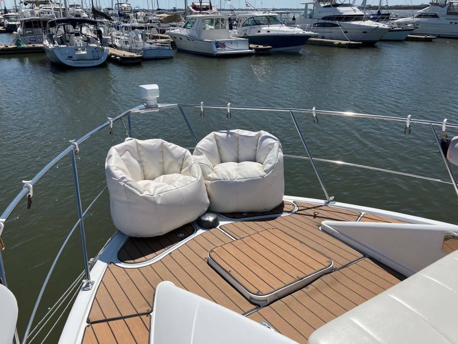 2003 Carver 350 Mariner