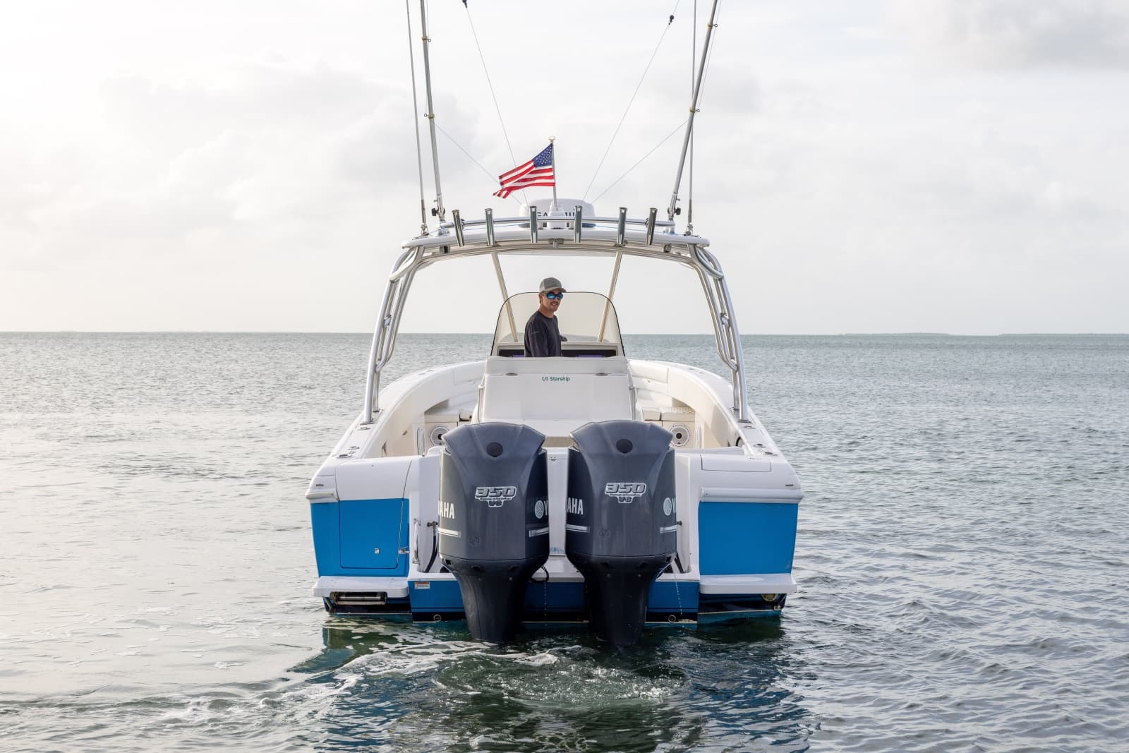 2011 Intrepid 370 Open