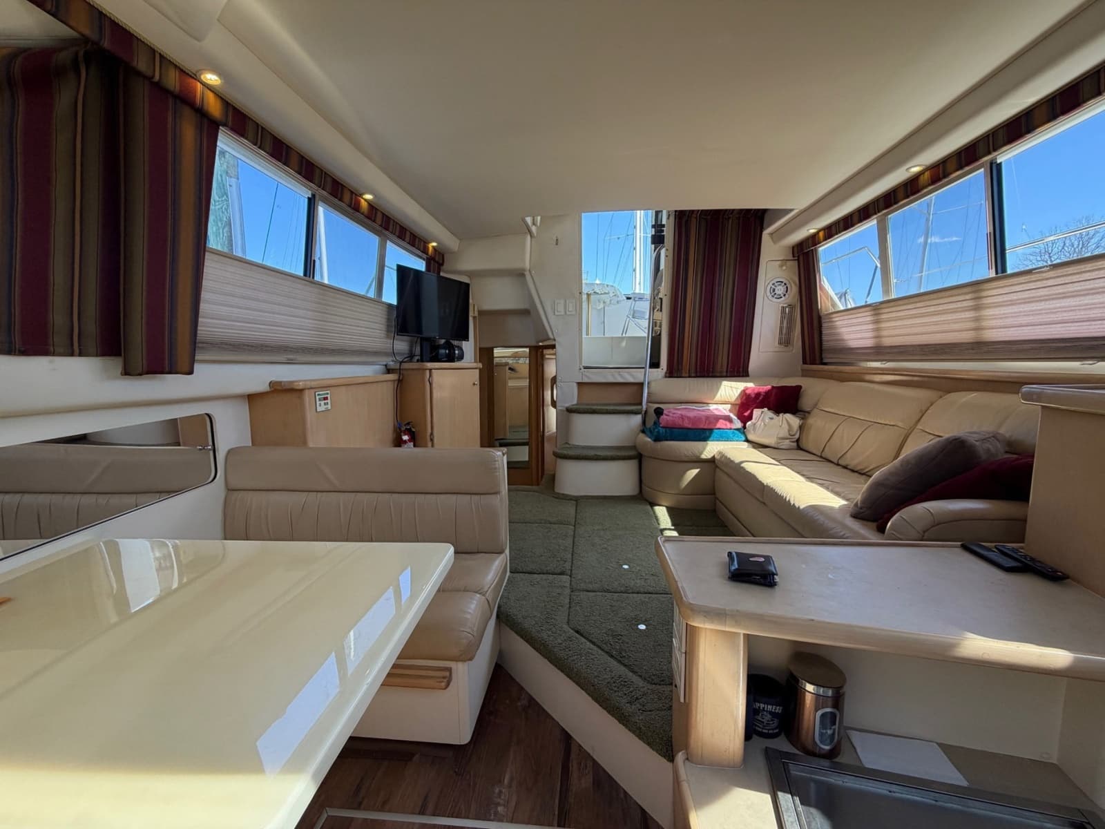 1997 Carver 400 Cockpit MY