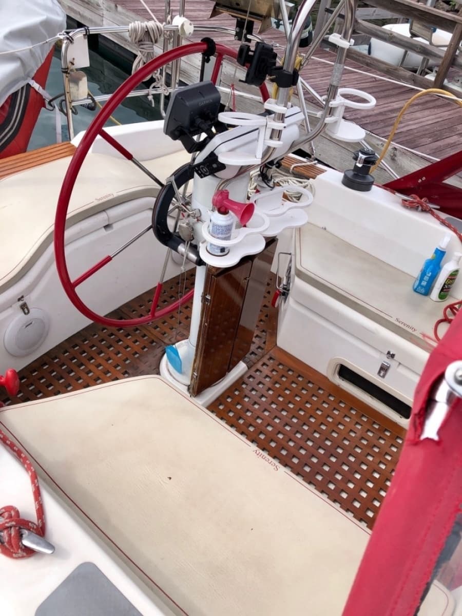 1983 Hunter 34 - Photo 8