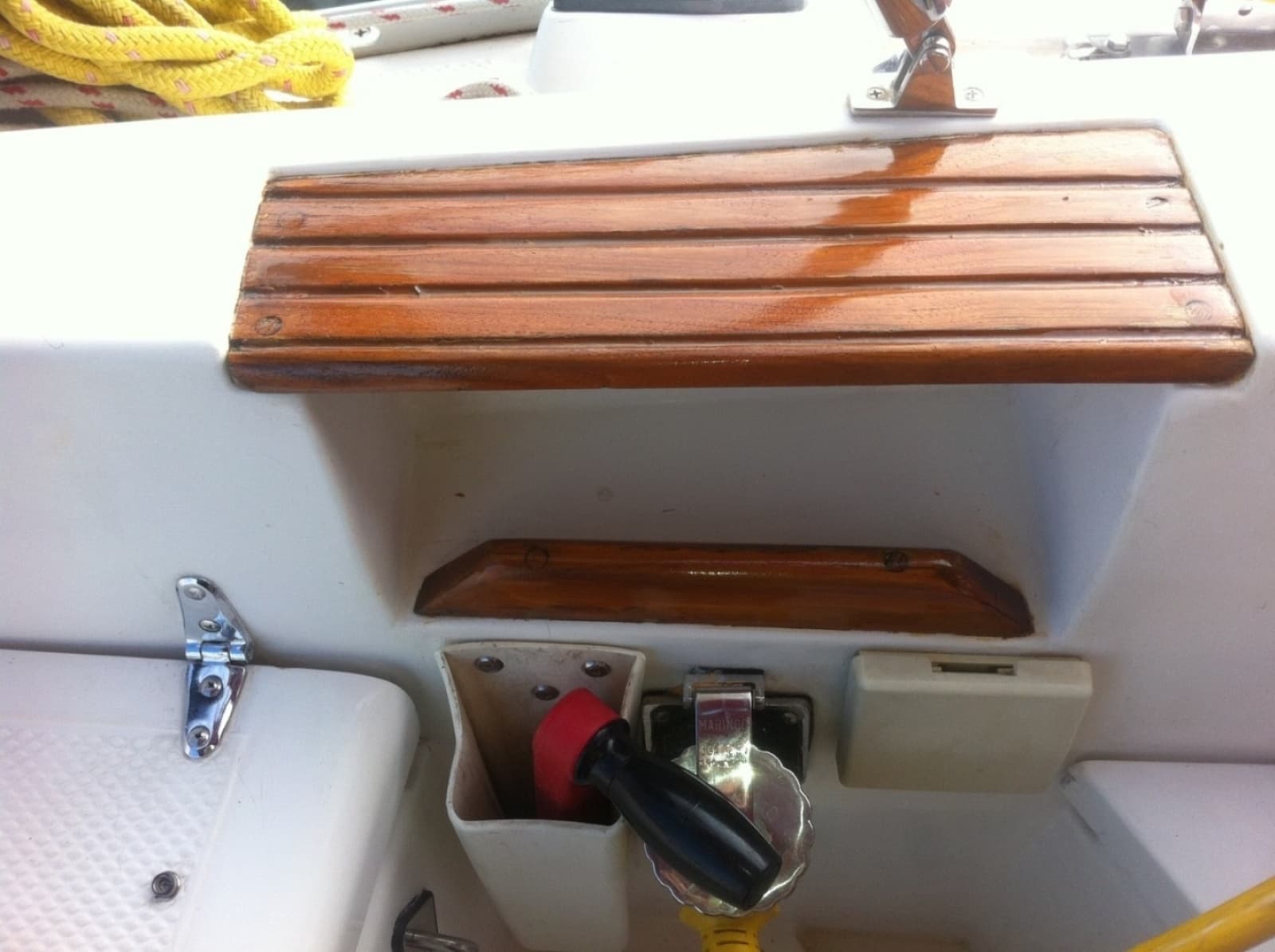 1983 Hunter 34 - Photo 26