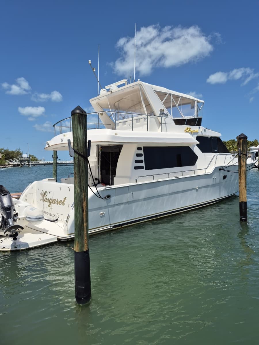 2006 Altima Motor Yacht - Photo 3