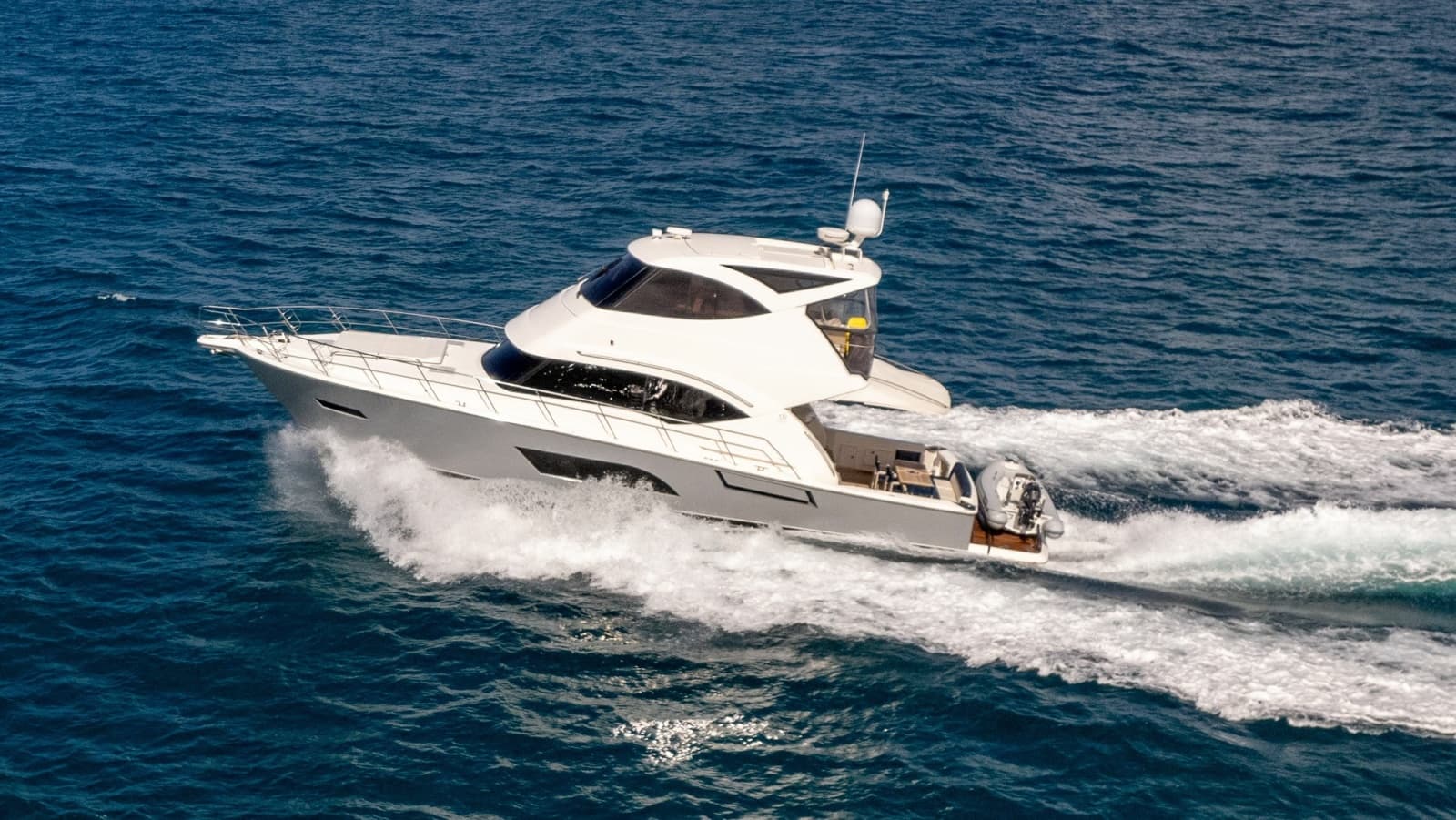 2015 Riviera 53 Enclosed Bridge
