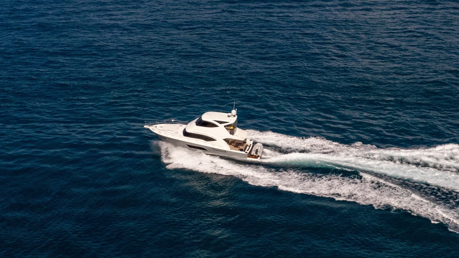 2015 Riviera 53 Enclosed Bridge