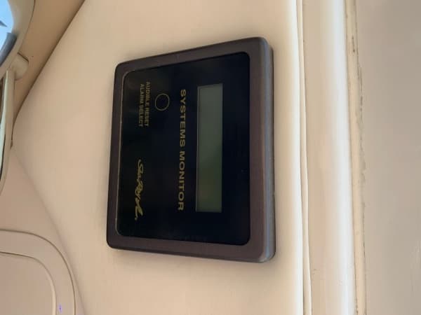 2004 Sea Ray 390 Motor Yacht