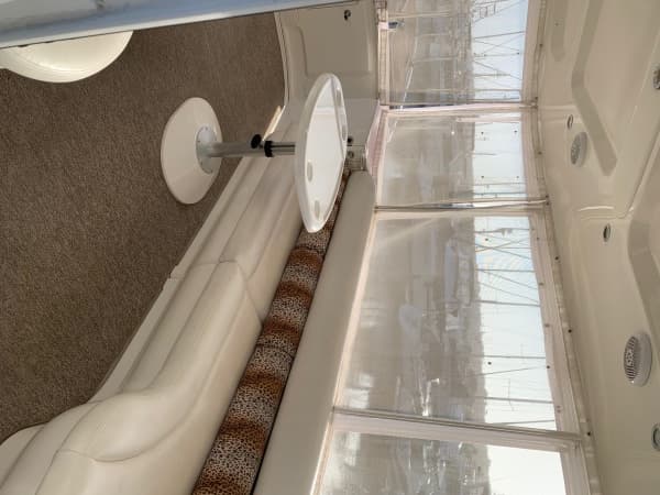 2004 Sea Ray 390 Motor Yacht