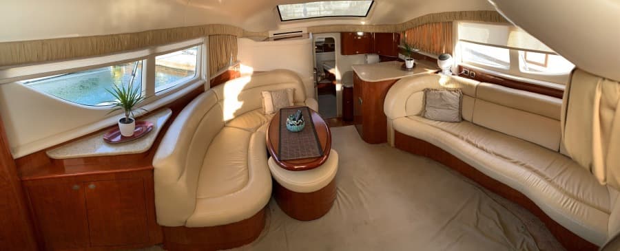 2004 Sea Ray 390 Motor Yacht