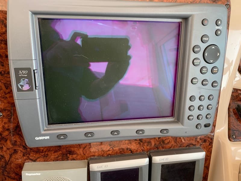 2004 Sea Ray 390 Motor Yacht