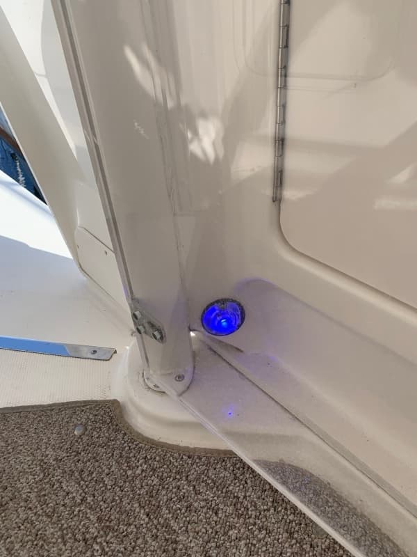 2004 Sea Ray 390 Motor Yacht