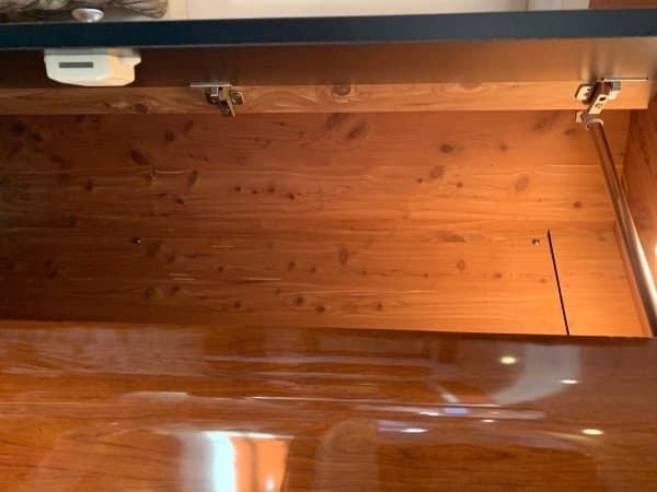 2004 Sea Ray 390 Motor Yacht