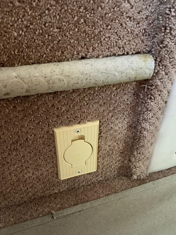 2004 Sea Ray 390 Motor Yacht