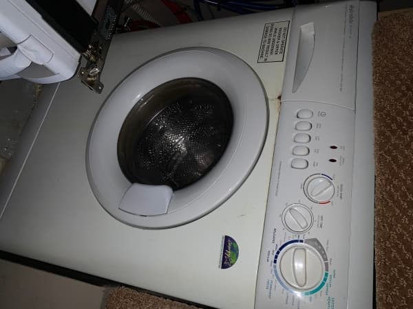 2004 Sea Ray 390 Motor Yacht