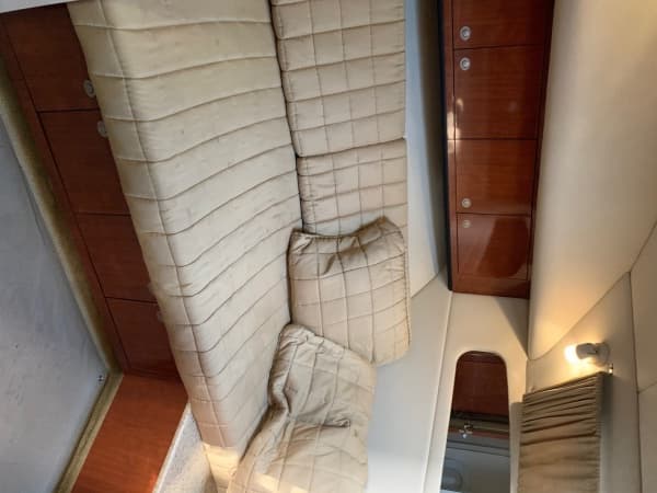 2004 Sea Ray 390 Motor Yacht