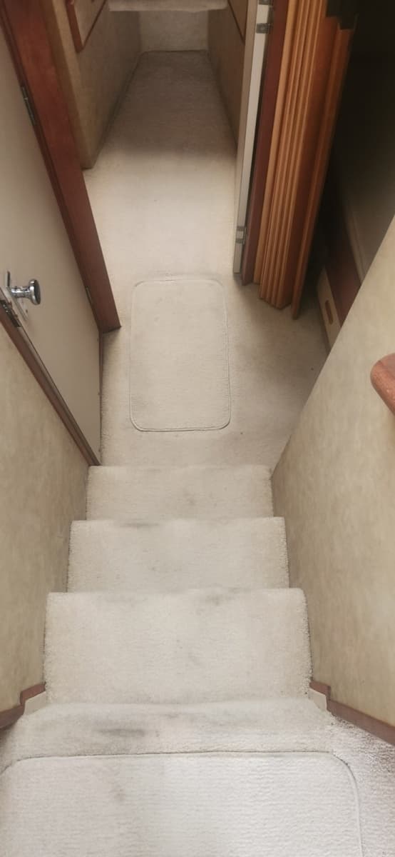 1985 Bertram Flybridge Cruiser