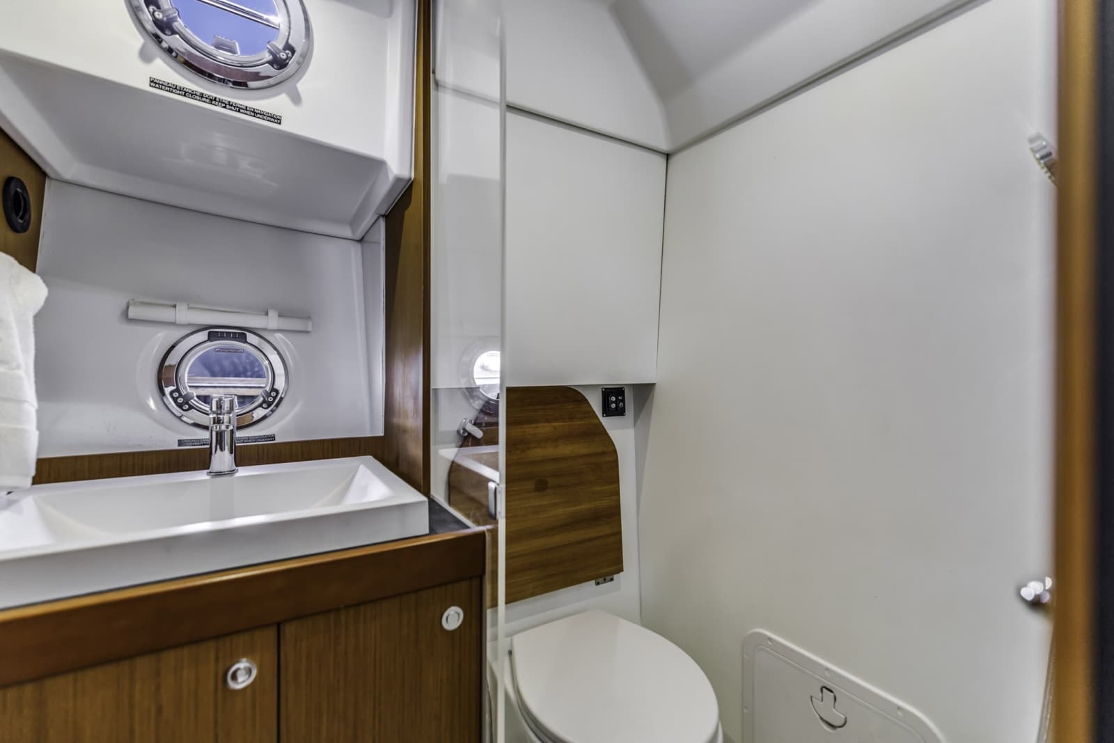 2019 Beneteau Swift Trawler