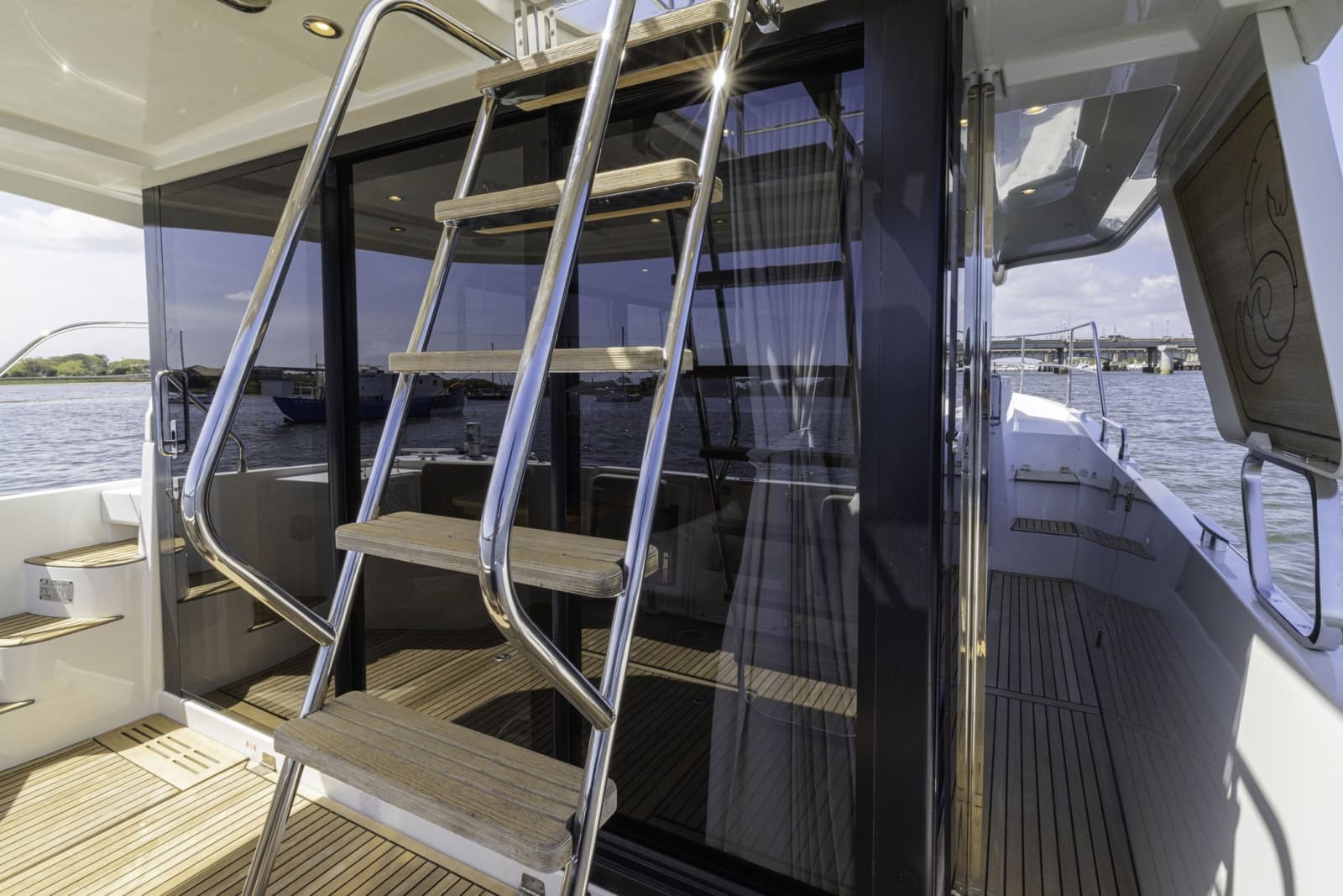 2019 Beneteau Swift Trawler