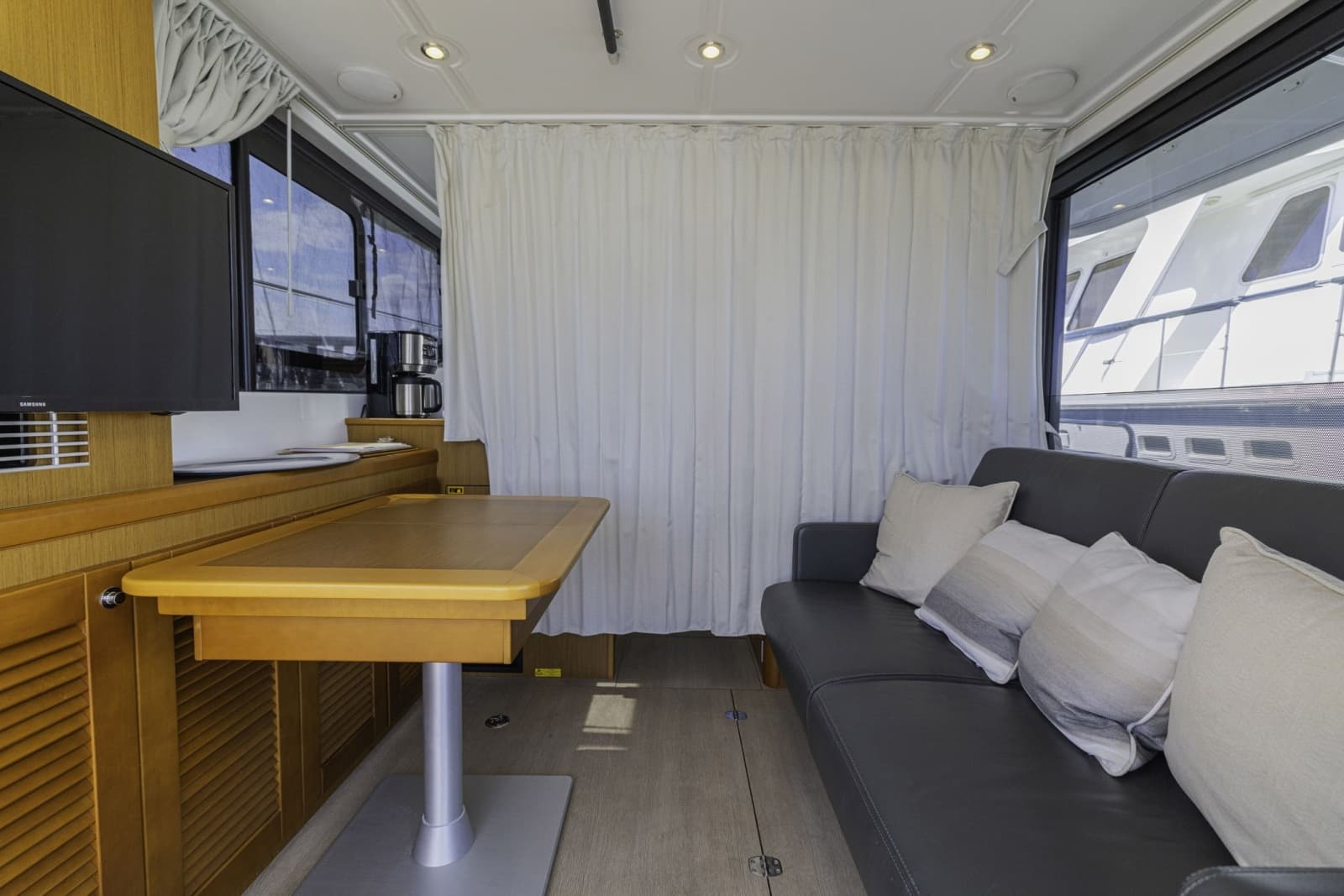 2019 Beneteau Swift Trawler