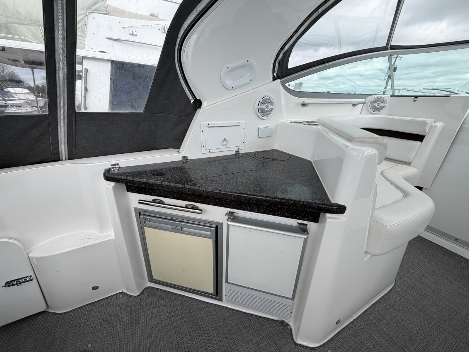 2013 Rinker 360 Express Cruiser - Photo 23