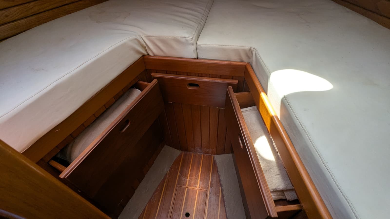 1962 Chesapeake Rhoades  32