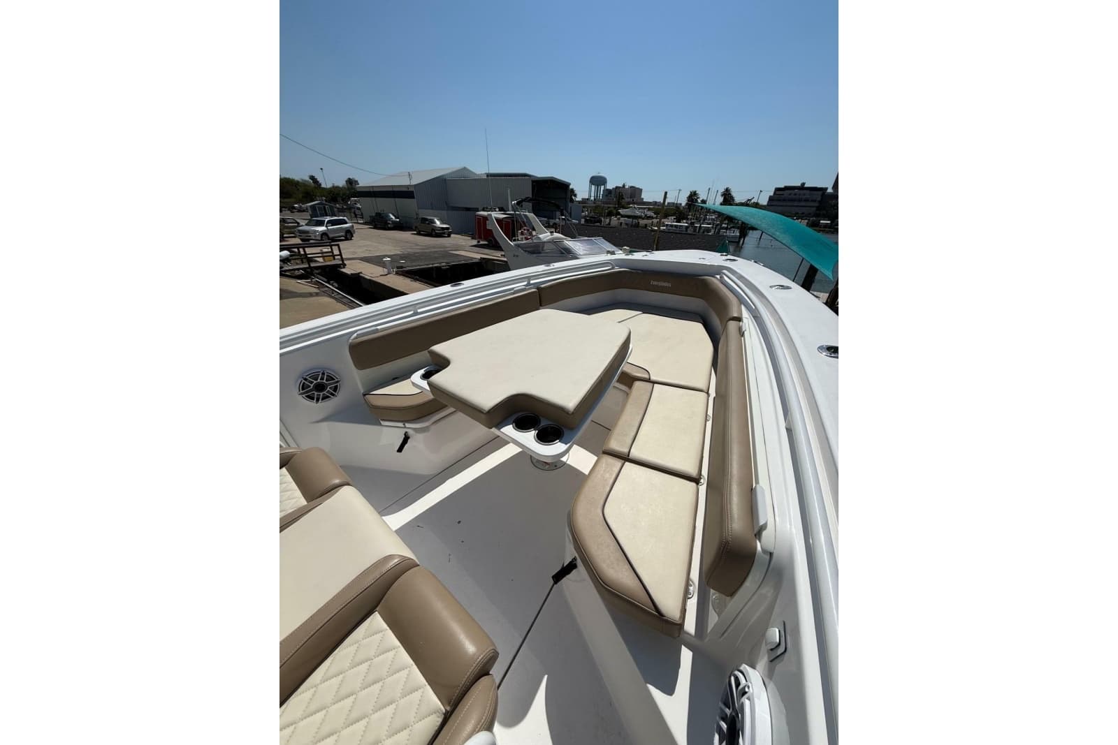 2021 Everglades 365 Center Console